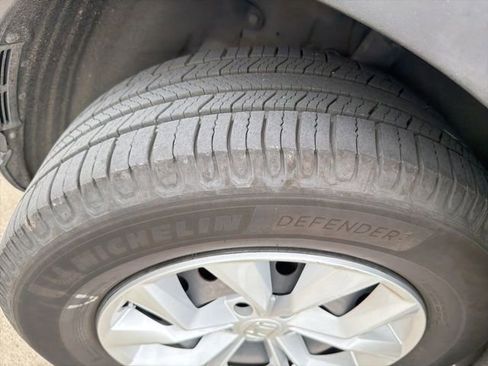 Used 2024 Honda CR-V LX image 11