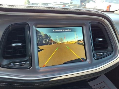 Used 2022 Dodge Challenger GT w/ Plus Package image 14