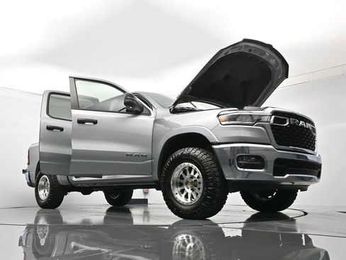Used 2025 RAM 1500 Big Horn AWD/4WD image 48