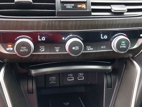 Used 2022 Honda Accord EX-L image 22