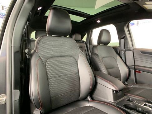 Used 2025 Ford Escape ST-Line w/ Tech Pack #1 image 27