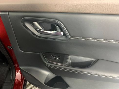 Used 2023 Nissan Rogue SV w/ SV Premium B Package FWD image 36