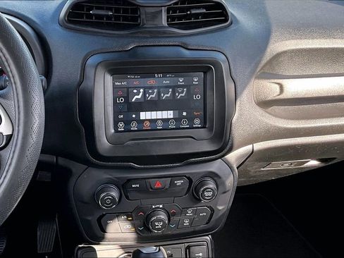 Used 2018 Jeep Renegade Sport w/ Power & Air Group image 6