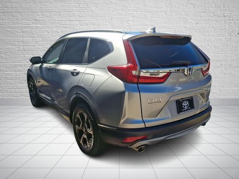 Used 2019 Honda CR-V Touring image 4