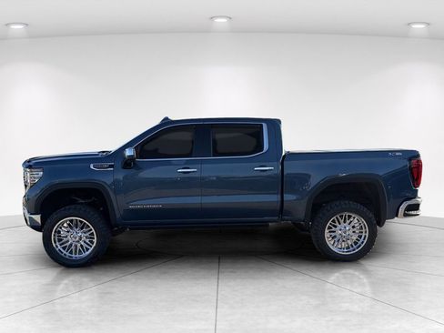 Used 2024 GMC Sierra 1500 SLT w/ SLT Premium Plus Package AWD/4WD image 7