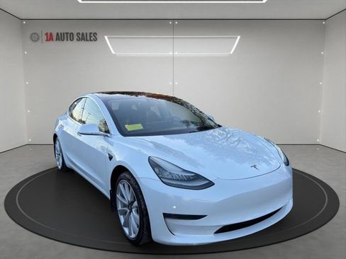 Used 2020 Tesla Model 3 Performance image 7