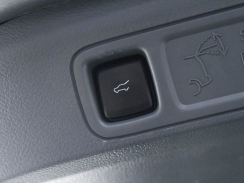 Used 2024 Lincoln Navigator L Black Label image 10