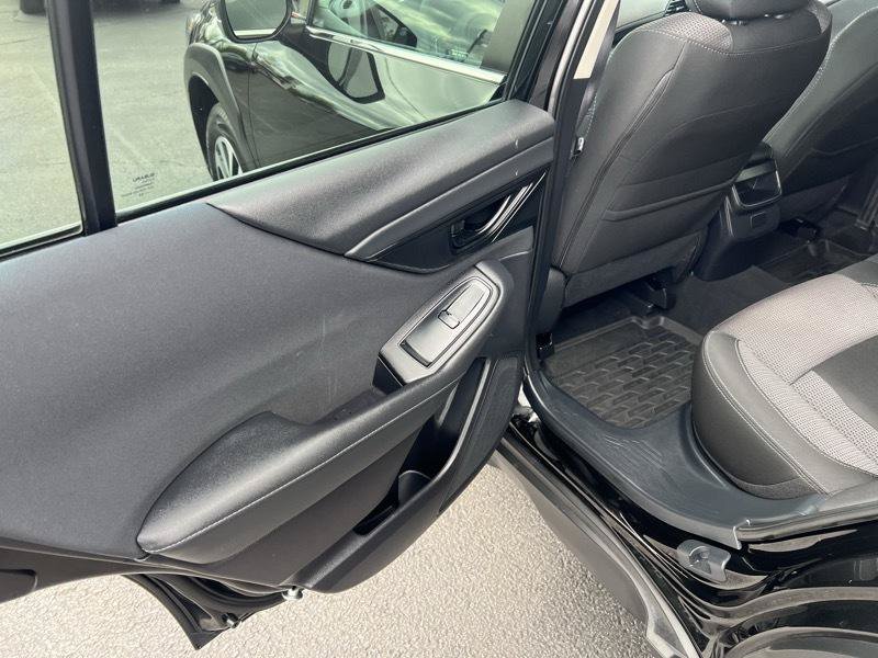Used 2024 Subaru Outback AWD/4WD image 12