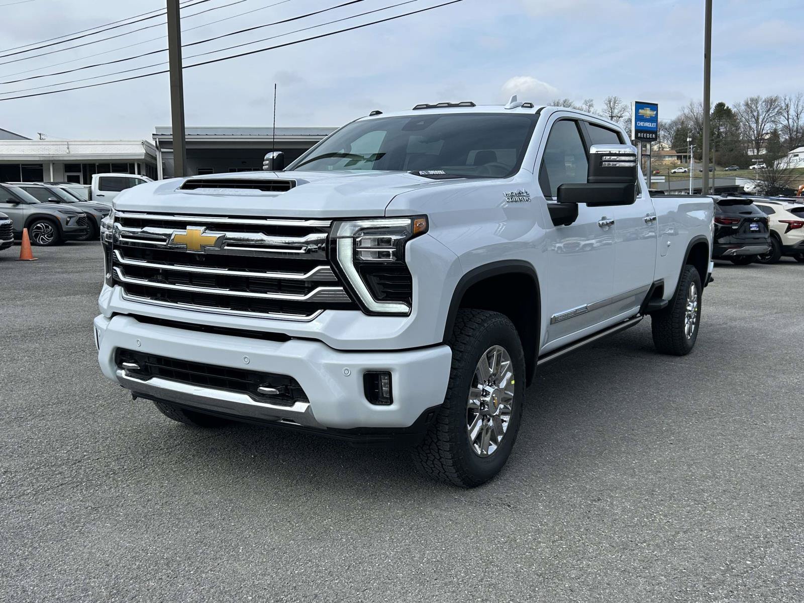 New 2026 Chevrolet Silverado 2500 High Country w/ High Country Premium Package AWD/4WD image 7