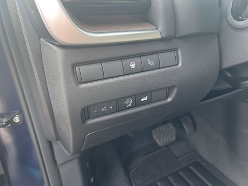 New 2026 Nissan Rogue Platinum image 26