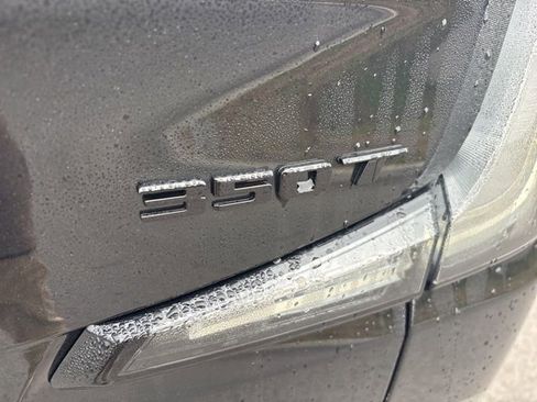 Used 2023 Cadillac XT4 Sport w/ Cold Weather Package image 15