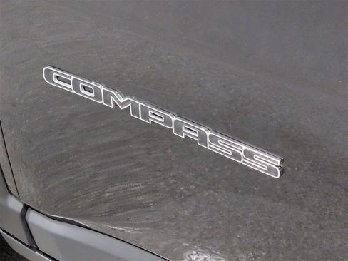 Certified 2019 Jeep Compass Latitude w/ Popular Equipment Group image 13