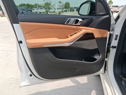 New 2026 BMW X5 sDrive40i w/ M Sport Package RWD image 15