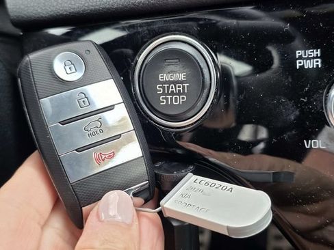 Used 2020 Kia Sportage SX FWD image 39