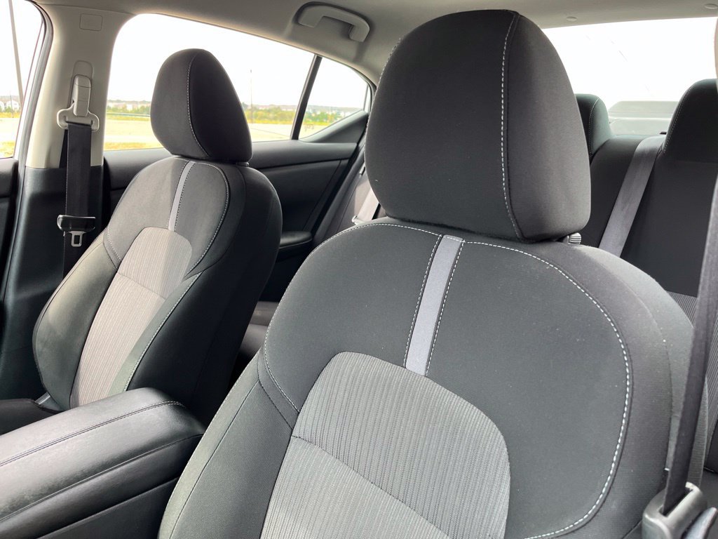 Used 2025 Nissan Sentra SV FWD image 24