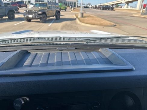 Used 2016 Ford F250 XL image 24