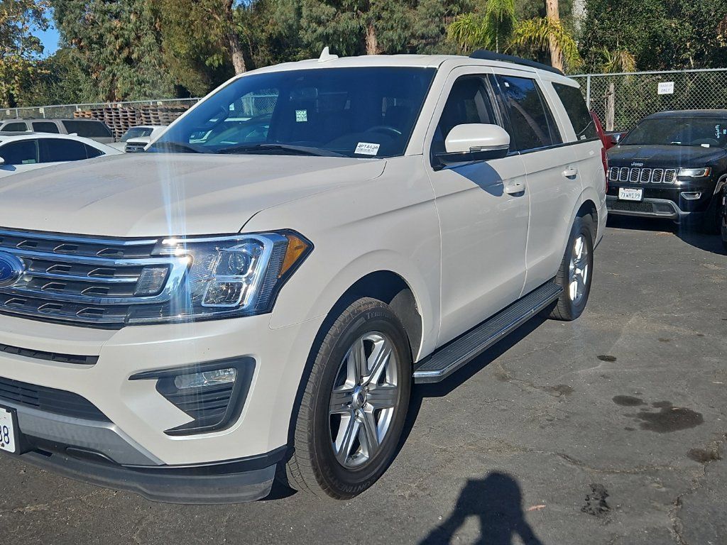 Used 2019 Ford Expedition XLT w/ Equipment Group 202A RWD image 3
