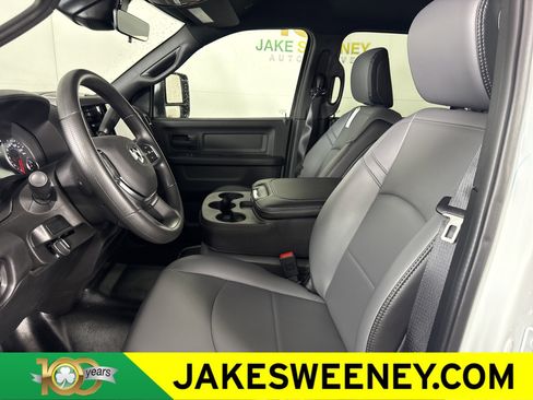 New 2025 RAM 2500 Tradesman w/ Chrome Appearance Group AWD/4WD image 12