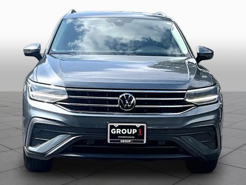Used 2023 Volkswagen Tiguan SE FWD image 4