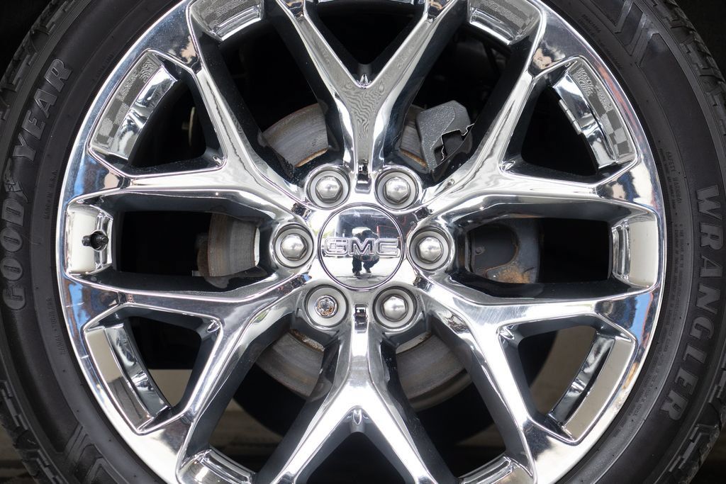 Used 2020 GMC Yukon Denali w/ Denali Ultimate Package AWD/4WD image 10