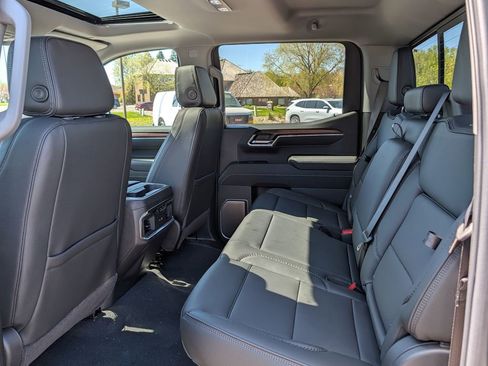 New 2026 GMC Sierra 1500 Denali w/ Denali Reserve Package AWD/4WD image 34