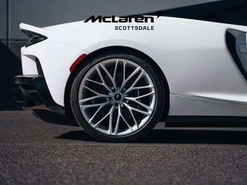 Used 2025 McLaren GTS image 21