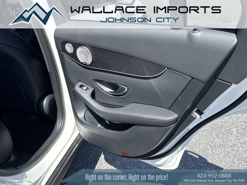 Used 2021 Mercedes-Benz GLC 300 4MATIC image 40