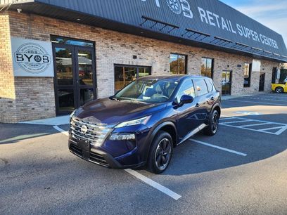 Used 2024 Nissan Rogue SV