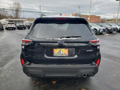 New 2025 Subaru Forester Limited image 4