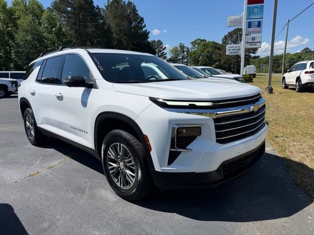 Certified 2024 Chevrolet Traverse LT FWD image 3