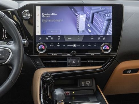 Used 2024 Lexus NX 350h AWD w/ Vision Package image 7