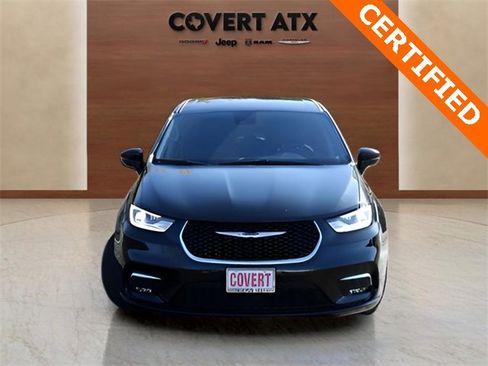 Used 2024 Chrysler Pacifica Select image 8