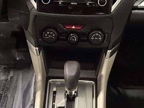 Used 2019 Subaru Forester Premium w/ All-Weather Package image 25