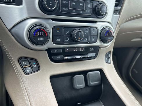 Used 2019 GMC Yukon SLT w/ Open Road Package RWD image 39