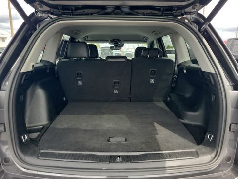 Used 2023 Jeep Grand Cherokee Limited RWD image 11