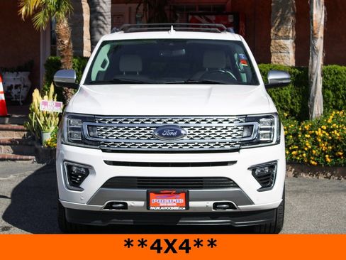 Used 2019 Ford Expedition Platinum image 3