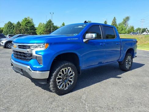 Used 2026 Chevrolet Silverado 1500 LT w/ Leather Package AWD/4WD image 8