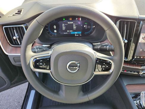 Certified 2024 Volvo XC60 T8 Ultimate w/ Protection Package Premier image 34