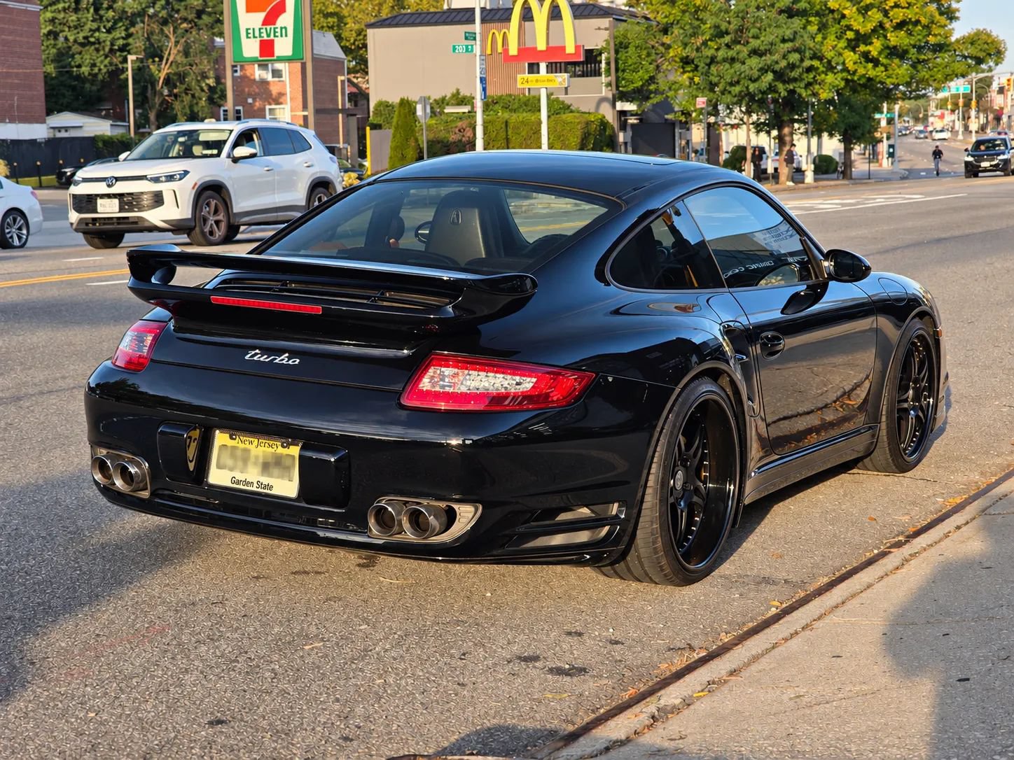 Used 2007 Porsche 911 Turbo AWD/4WD image 8
