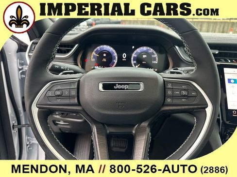 New 2025 Jeep Grand Cherokee L Limited w/ Black Appearance Package AWD/4WD image 29