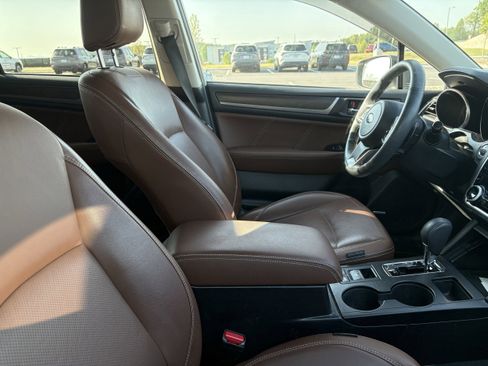 Used 2018 Subaru Outback 2.5i Touring w/ Protection Package #1 AWD/4WD image 10