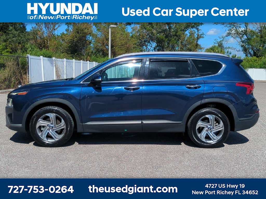 Certified 2023 Hyundai Santa Fe SEL FWD image 2