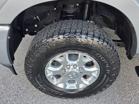Used 2024 RAM 3500 Limited AWD/4WD image 7
