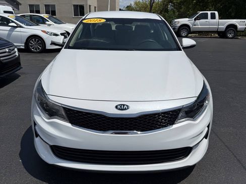Used 2018 Kia Optima LX FWD image 3