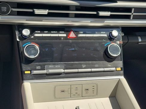 New 2027 Hyundai Santa Fe SEL FWD image 14
