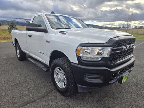 Used 2019 RAM 3500 Tradesman image 3