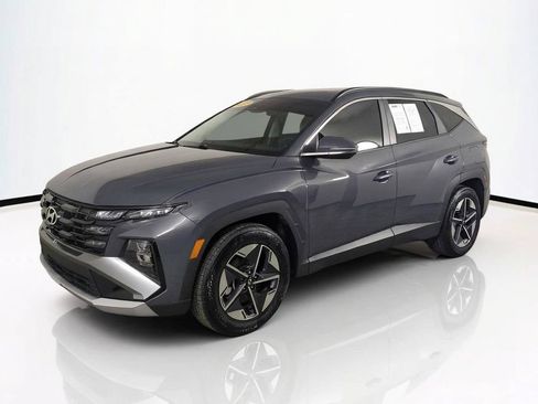 Used 2025 Hyundai Tucson SEL FWD image 9