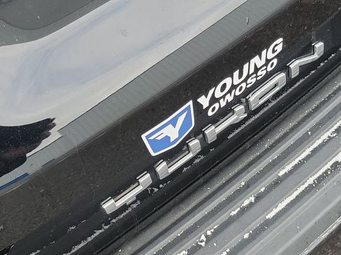 Used 2021 GMC Yukon Denali w/ Denali Premium Package image 39