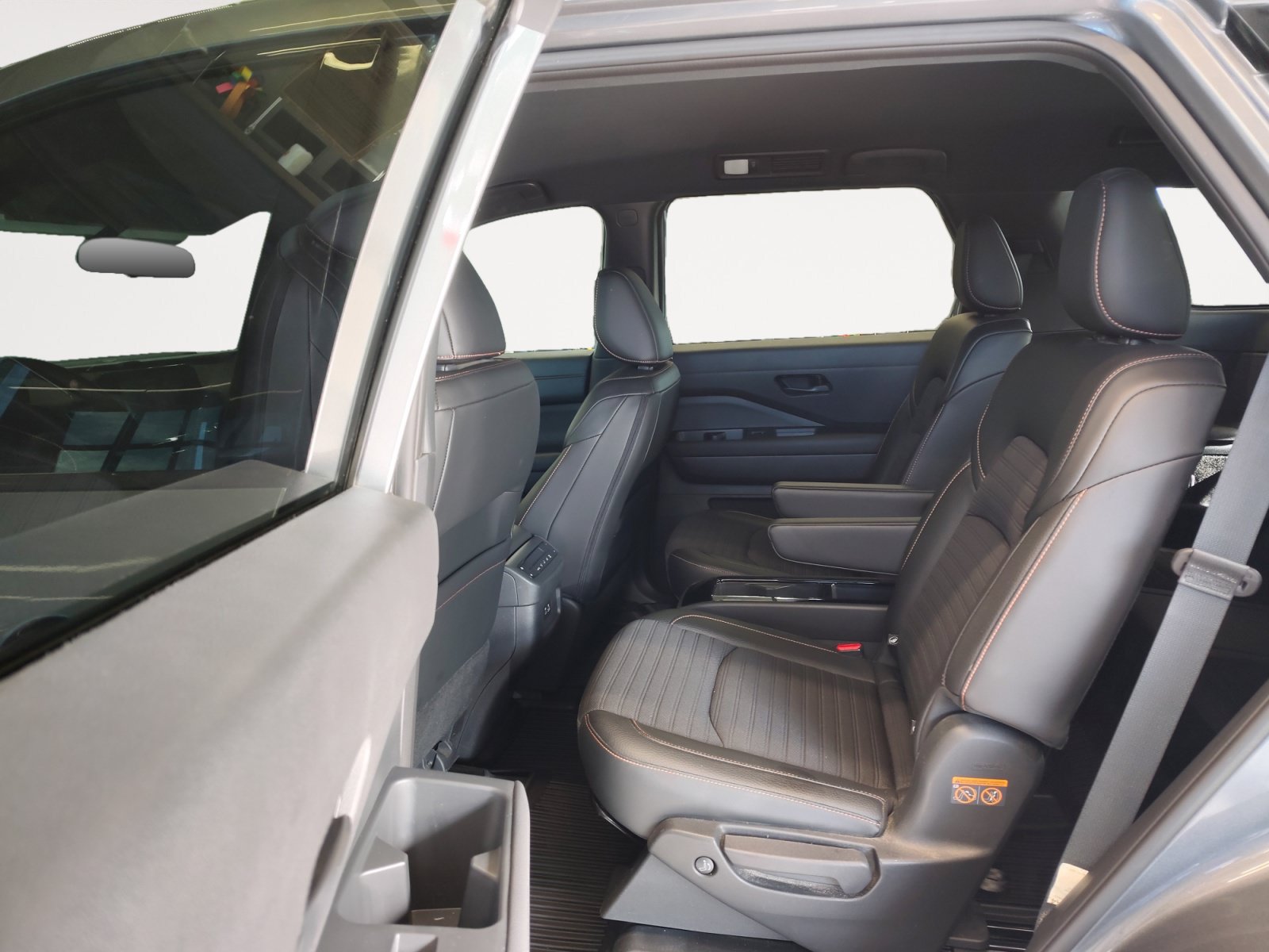Used 2023 Nissan Pathfinder Rock Creek AWD/4WD image 23