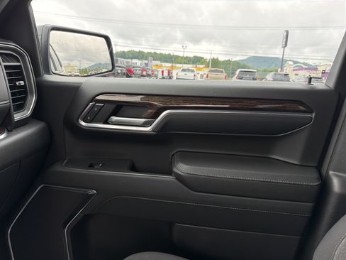 Used 2024 GMC Sierra 1500 Elevation AWD/4WD image 25